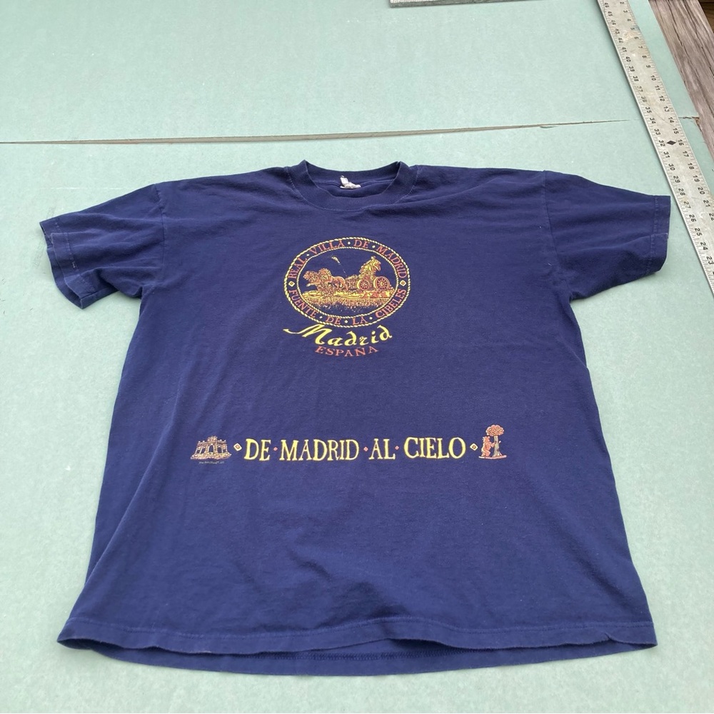 Vintage Y2K Madrid Spain tourist graphic tee